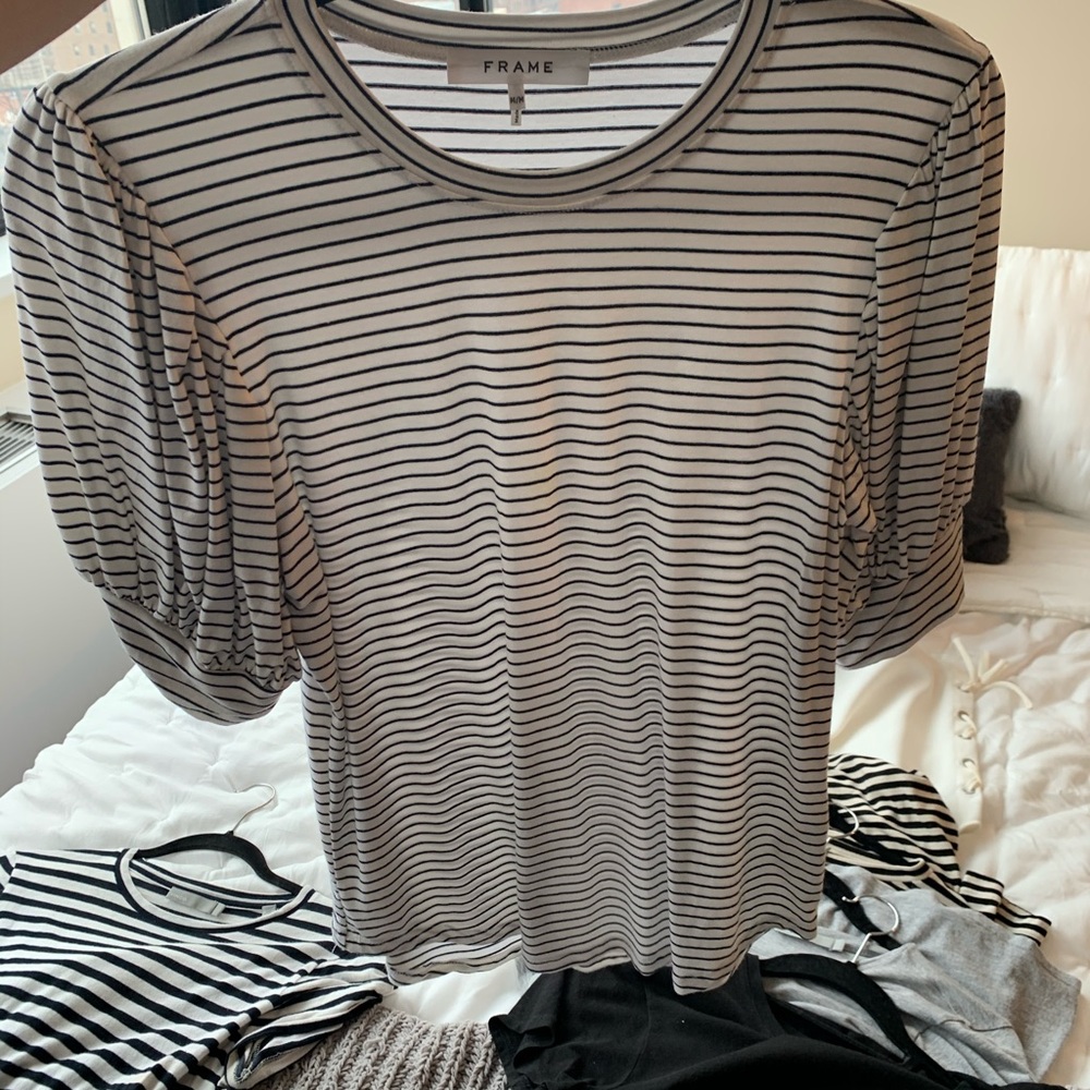 Frame bubble sleeve t shirt never worn